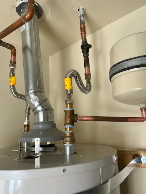 Water heater installation and plumbing repair in Crofton Square